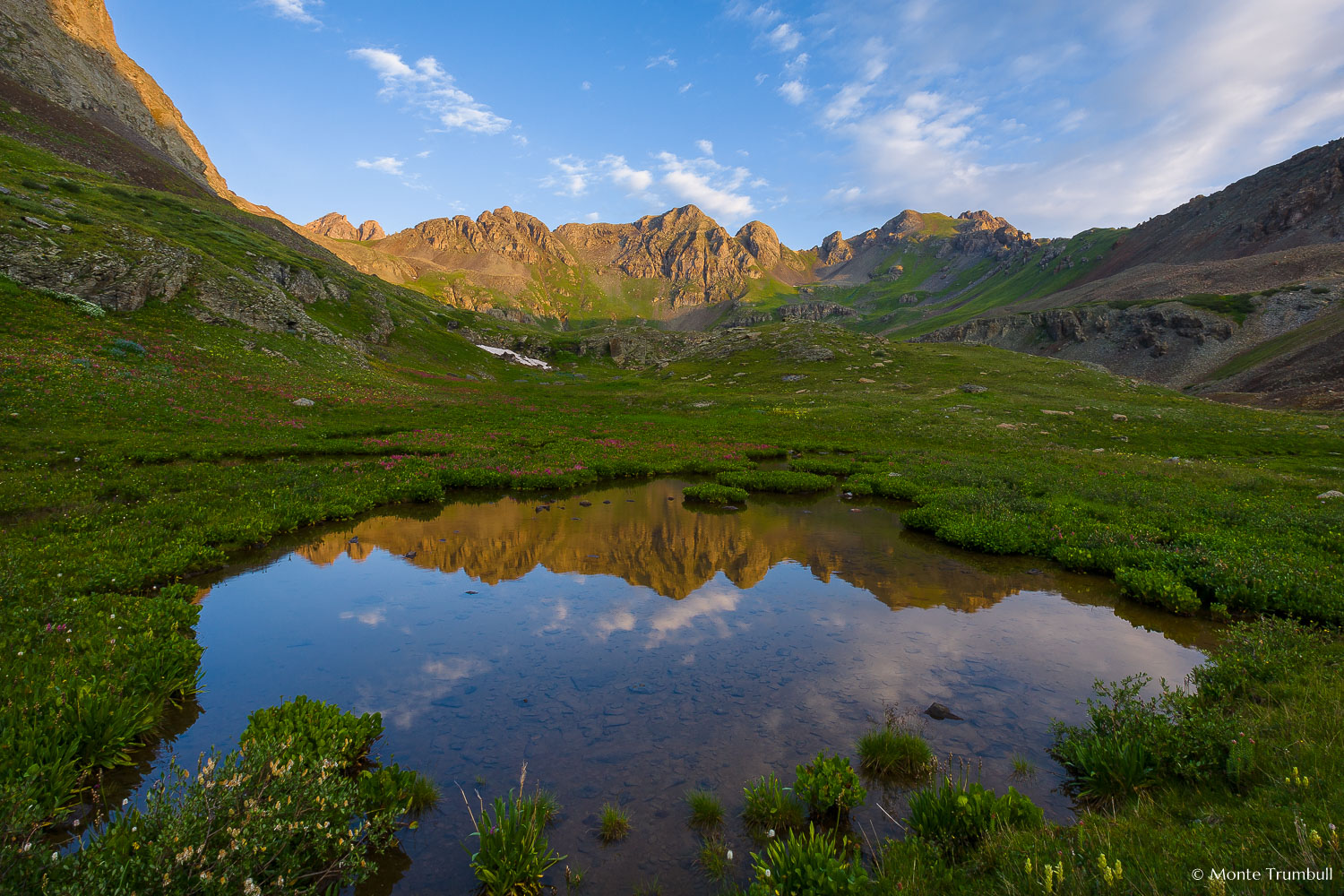 MT-20070801-064720-0011-Colorado-Silverton-Clear-Lake-water-relection-sunrise-mountains.jpg