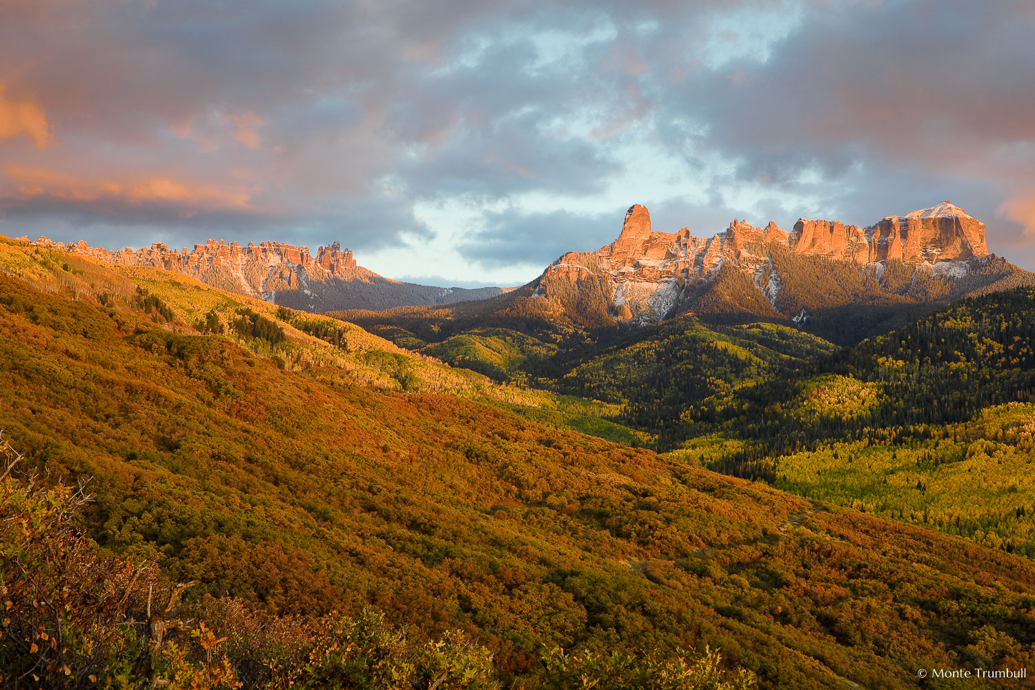 MT-20081006-184055-0180-Edit-Colorado-Ridgway-Courthouse-Mountain-Chimney-Rock-fall-colors-sunset.jpg