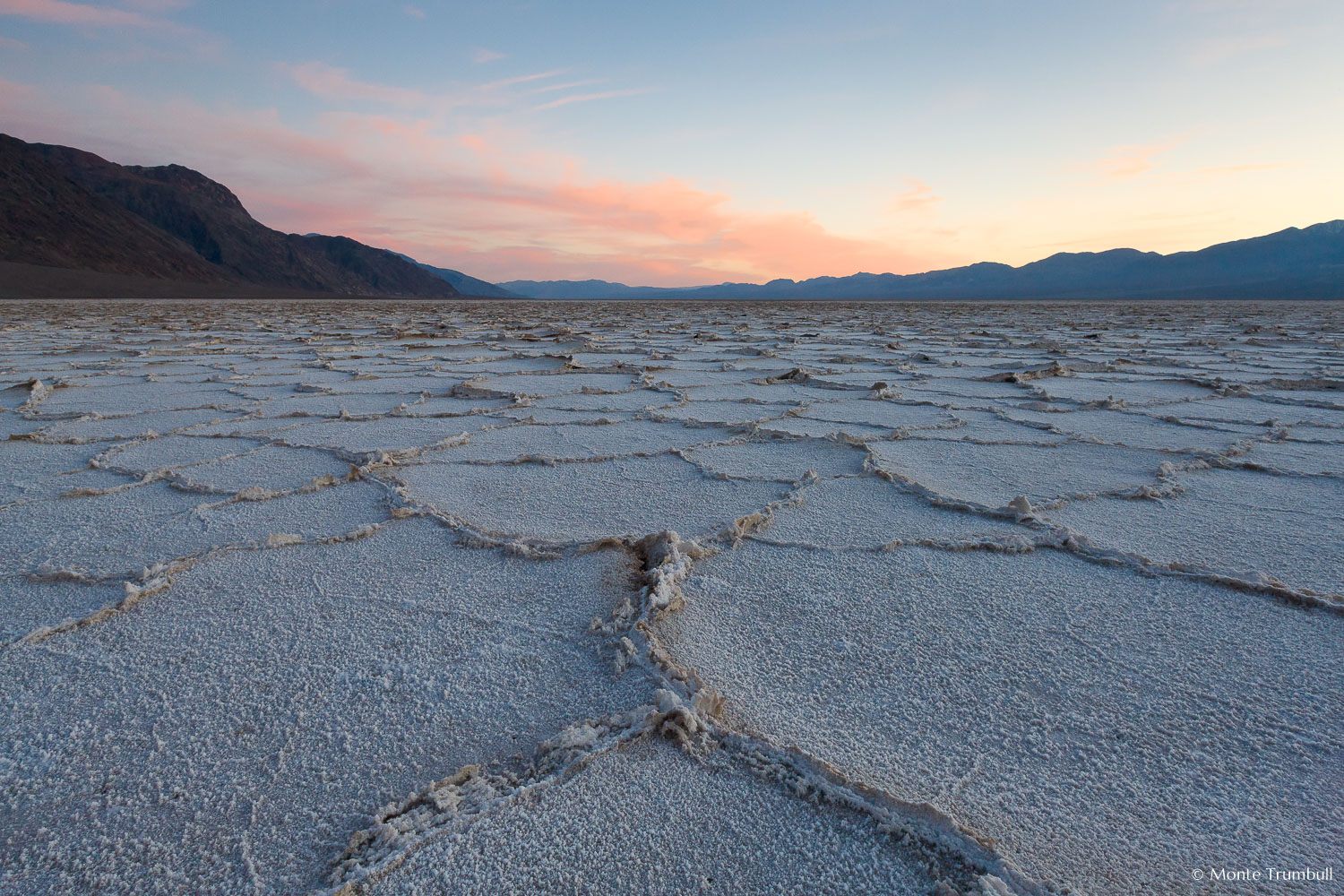 MT-20090303-175104-0035-California-Death-Valley-National-Park-Badwater-salt-flats-sunset.jpg