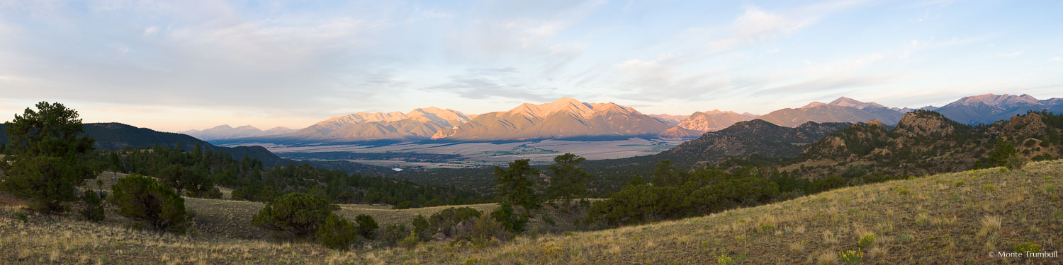 MT-20110820-063225-0001-Colorado-Buena-Vista-Collegiate-Peaks-summer-sunrise.jpg