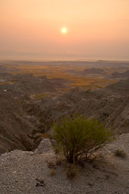 MT-20070816-064113-0013-Edit-South-Dakota-Badlands-National-Park-sunrise-haze.jpg