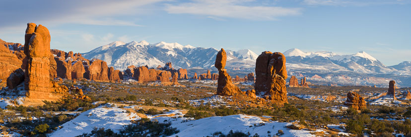 MT-20080126-164604-0145-Pano4-Utah-Arches-National-Park-Balanced-Rock-snow-panorama.jpg