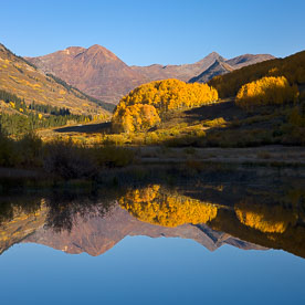 MT-20081002-081504-0031-Colorado-Slate-River-Road-beaver-pond-reflection-fall-colors-Ruby-Range.jpg
