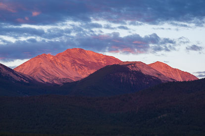 MT-20130821-062745-0028-Mount-Yale-San-Isabel-National-Forest-pink-sunrise.jpg