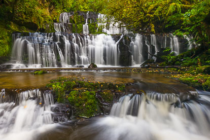 MT-20090413-094326-0043-New-Zealand-South-Island-Purakaunui-Falls.jpg