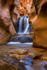 MT-20101103-132909-0031-Utah-Kanarra-Creek-waterfall-red-rock.jpg