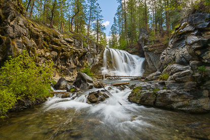 MT-20130526-123138-0022-McKay-Crossing-Falls-Paulina-Creek-Deschutes-National-Forest-Oregon-spring.jpg