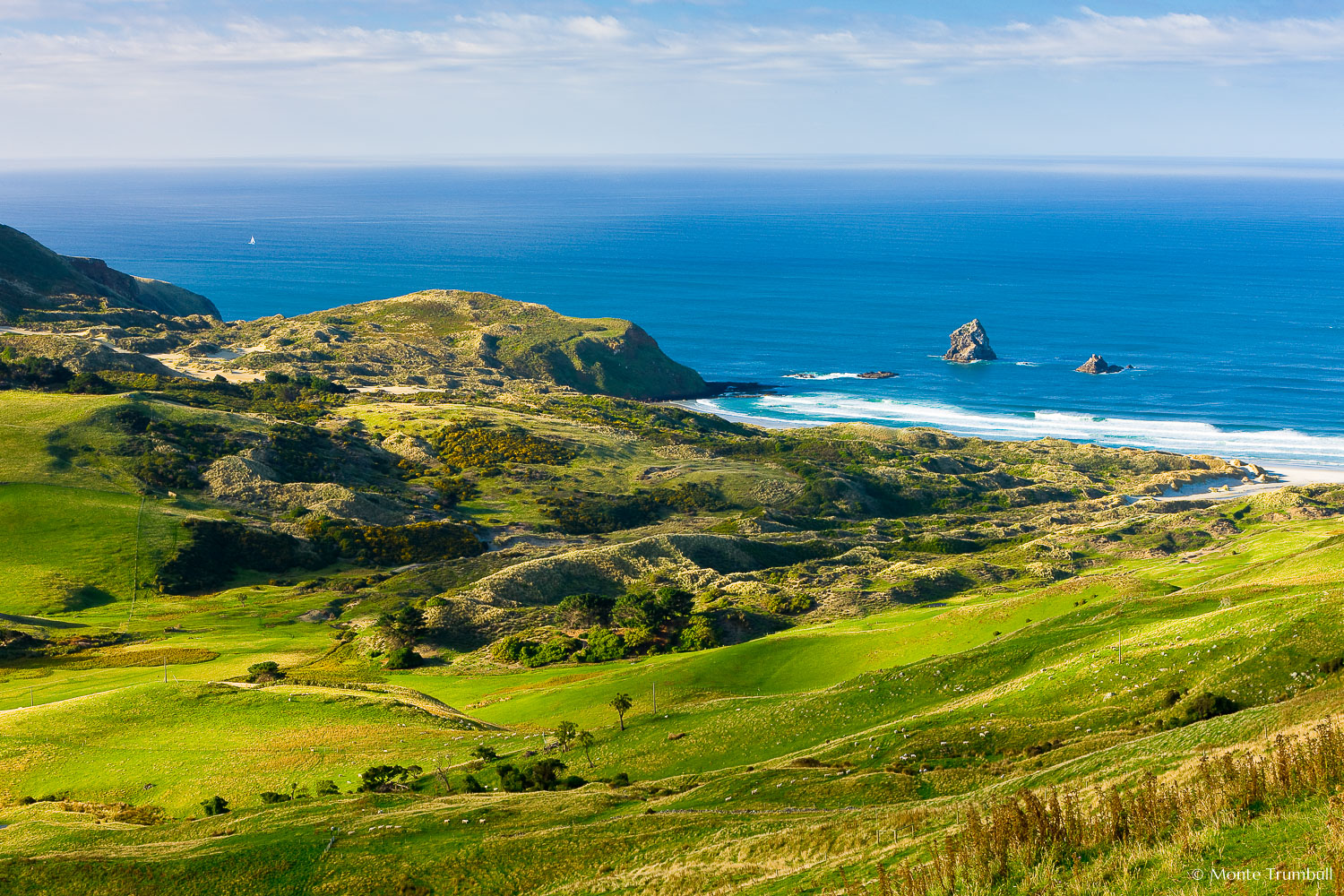 MT-20090412-090729-0082-New-Zealand-South-Island-Sandfly-Bay.jpg