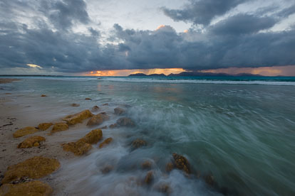 MT-20110215-064236-0015-Anguilla-Merrywing-Bay-sunrise.jpg
