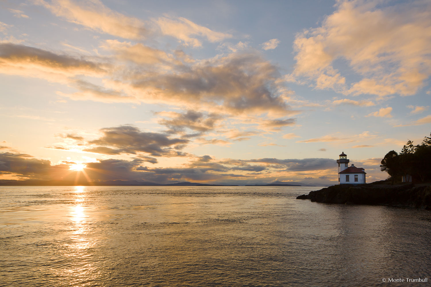 MT-20080408-192928-0011-Edit-Washington-San-Juan-Islands-Lime-Kiln-Lighthouse-sunset.jpg