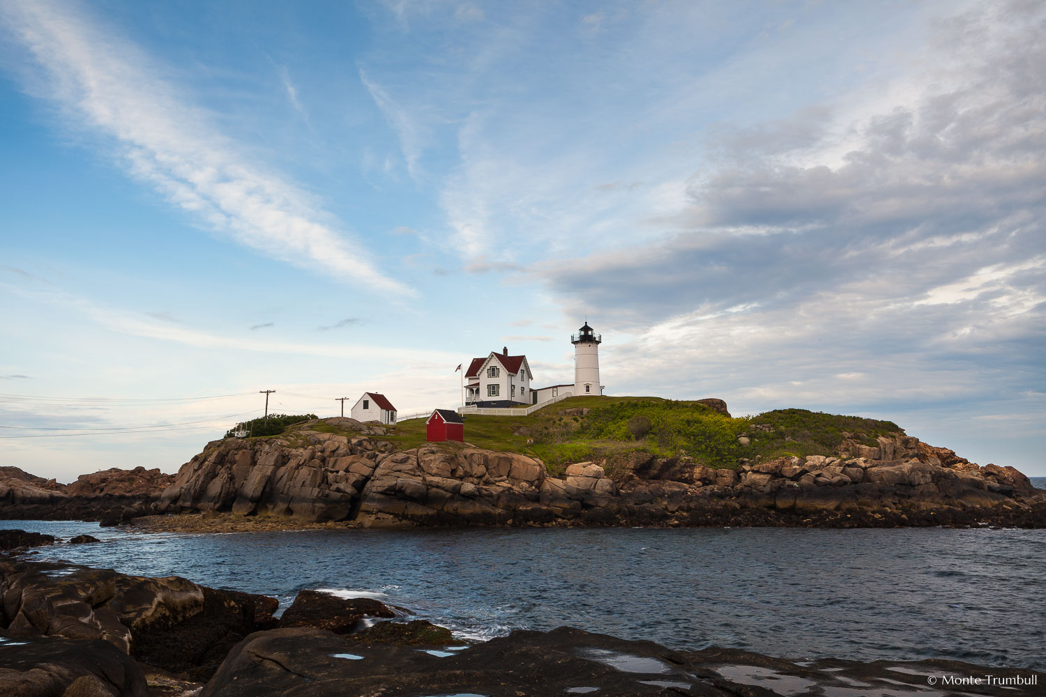 MT-20110617-185350-0007-Maine-Cape-Neddick-Light-sunset-clouds.jpg