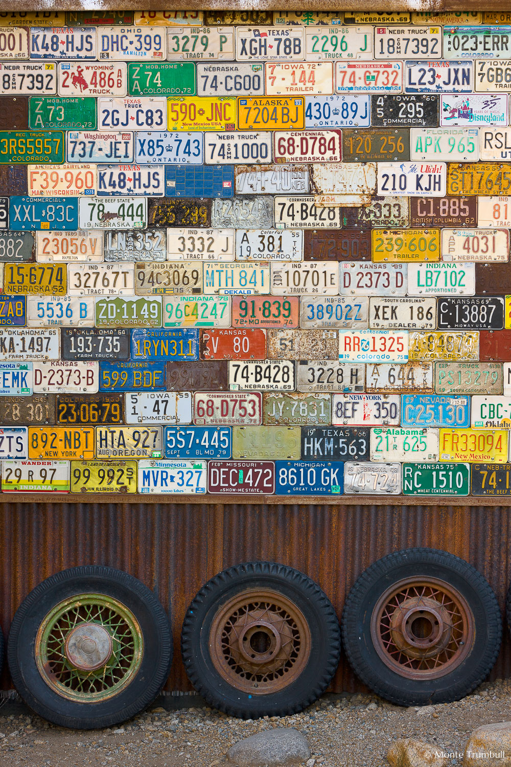 MT-20110820-090020-0102-Colorado-St-Elmo-ghost-town-old-building-license-plates.jpg