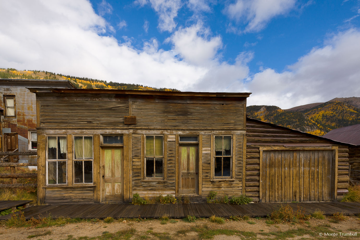 MT-20111004-092401-0040-Colorado-St-Elmo-ghost-town-old-building-fall.jpg