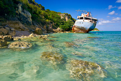 MT-20080218-093851-0053-Edit-Anguilla-Road-Bay-grounded-ship.jpg