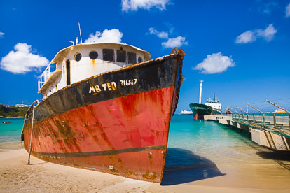 MT-20110217-104306-0102-Anguilla-Road-Bay-grounded-ship.jpg