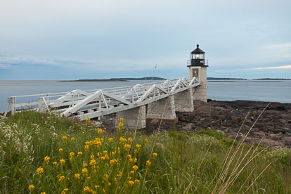 MT-20110615-051551-0004-Maine-Marshall-Point-Light-cloudy-morning-flowers.jpg