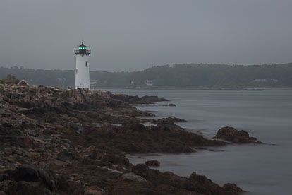 MT-20110618-050051-0005-Maine-Fort-Constitution-Light-fog.jpg