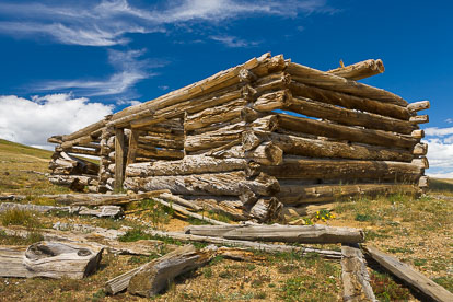 MT-20110820-124601-0117-Colorado-Granite-log-cabin.jpg